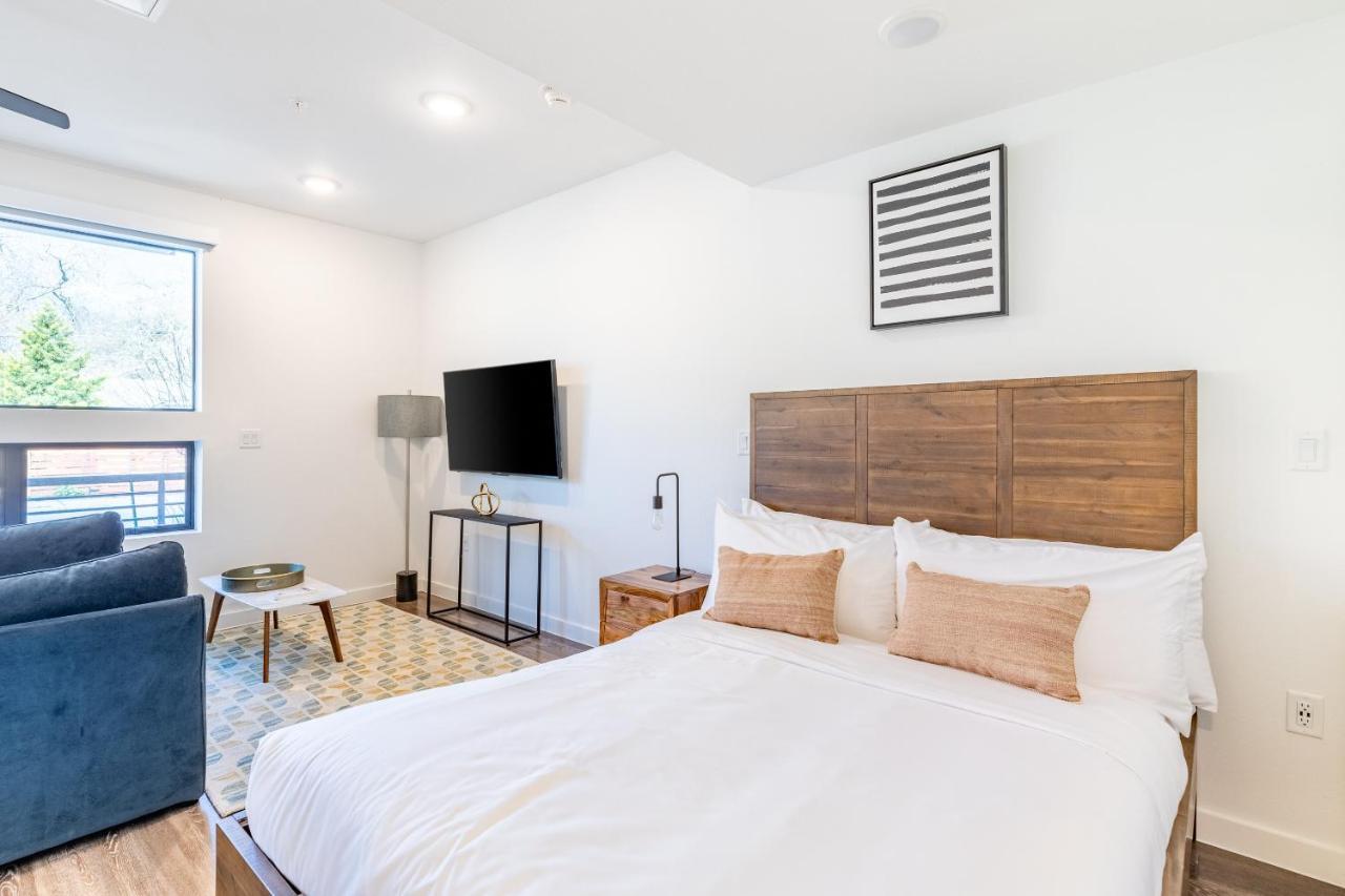 Mint House At The Hatchery - Austin Aparthotel Екстериор снимка