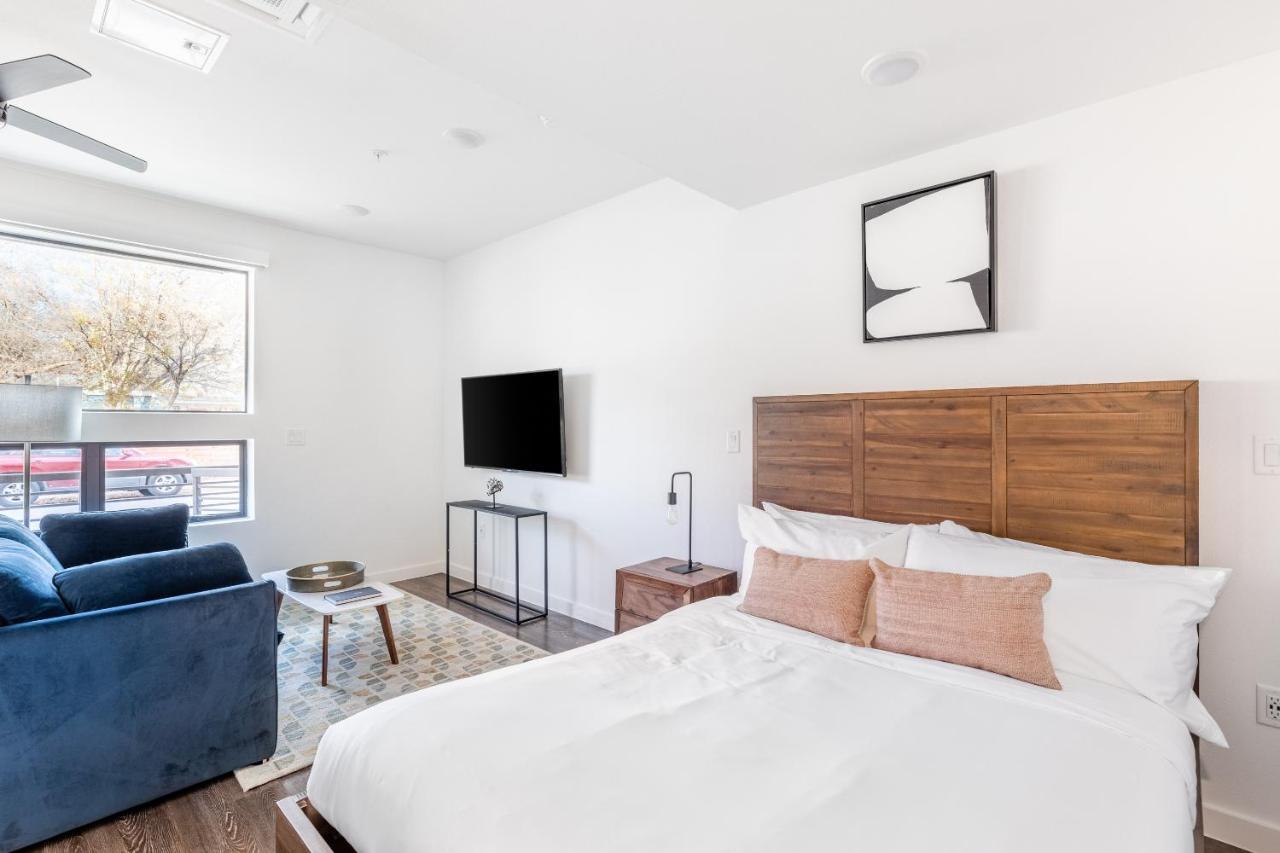 Mint House At The Hatchery - Austin Aparthotel Екстериор снимка